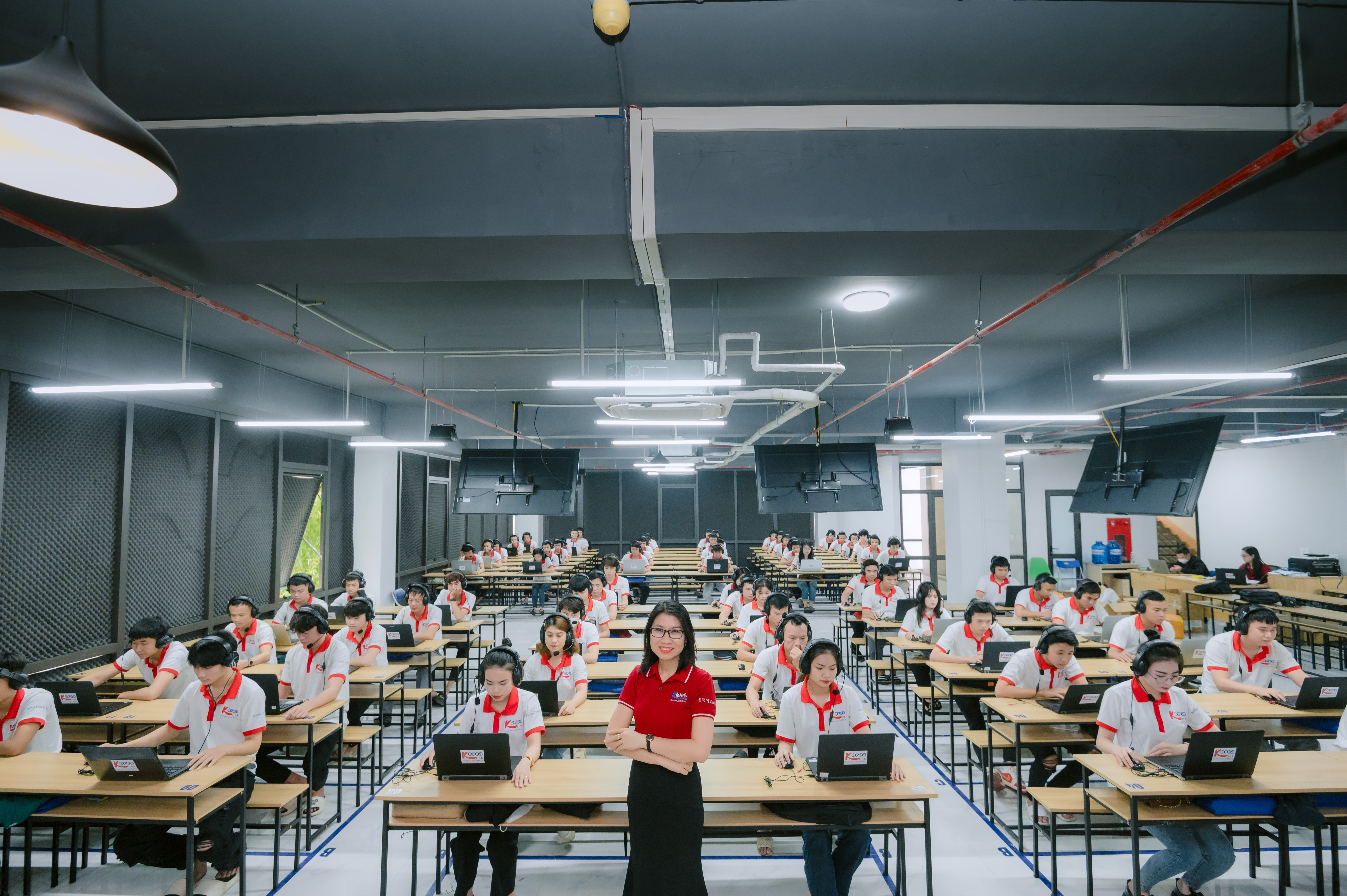 Học viên đang học bài hiệu quả